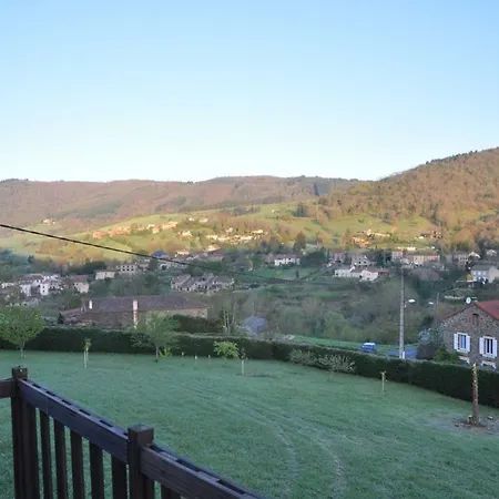 Les 5 Noyers Pensión